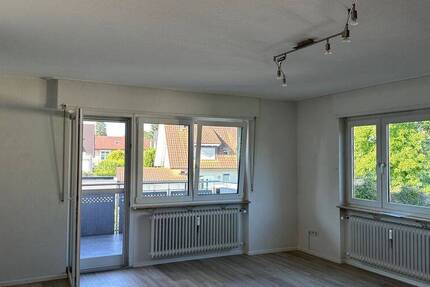 Schöne 3-Zimmer-OG-Wohnung mit großzügigem Balkon