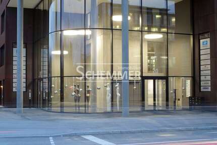 Büro in Freiburg im Breisgau 5.100 € 267.2 m² zimmer