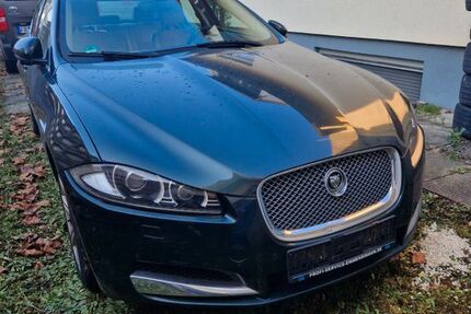 Jaguar XF 226.105 km 5.590 &euro; Freiburg 79110