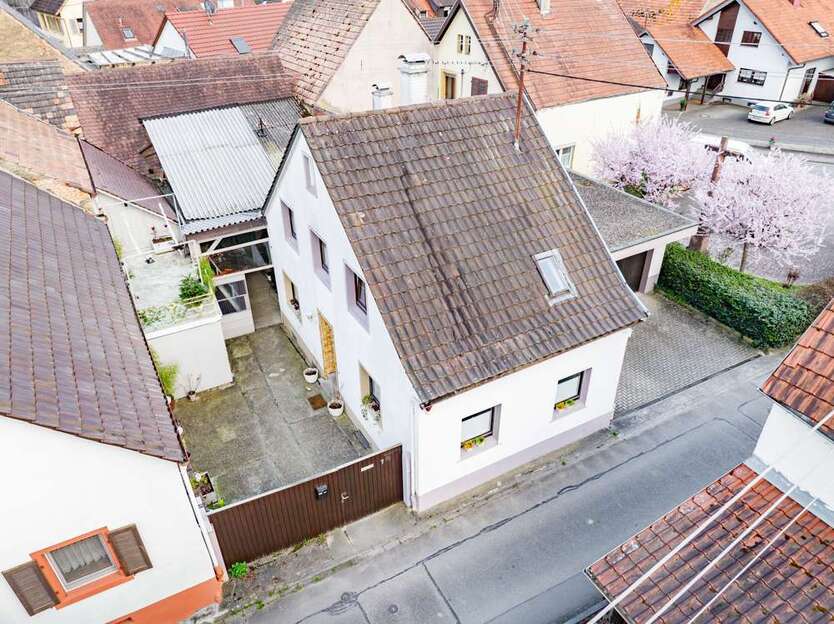 Haus zum Kaufen in Sasbach am Kaiserstuhl 399.000 € 140 m²