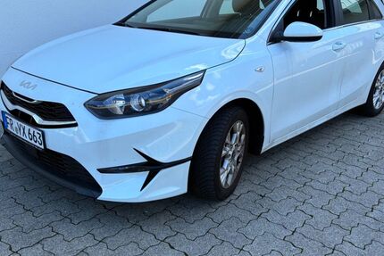 Kia ceed / Ceed 66.666 km 15.450 &euro; Freiburg im Breisgau 79111