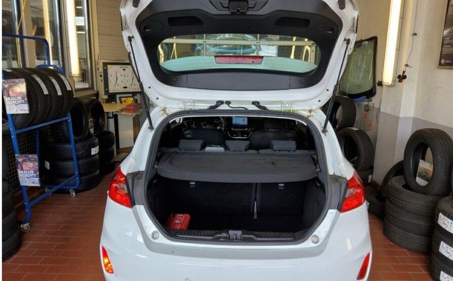 Ford Fiesta 96.000 km 6.990 € GundelfingeN 79194