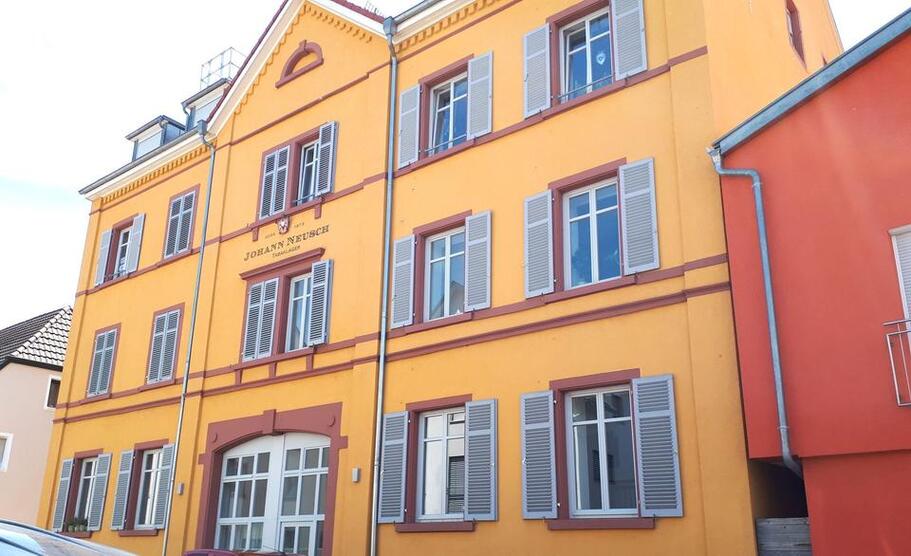 Moderne 2-Zimmer-Wohnung in Herbolzheim mit Balkon