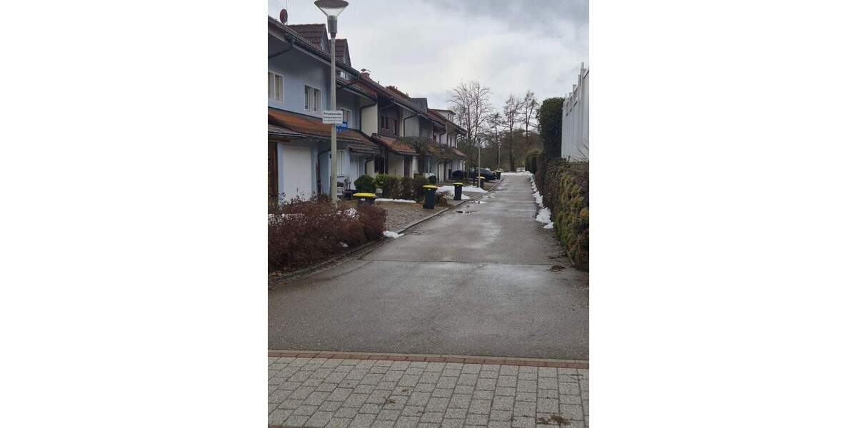 Mehrfamilienhaus, Wohnhaus Titisee-Neustadt Neustadt - 7 Zimmer, 193 m&sup2;, 575.000&euro; | Angebot:25796373