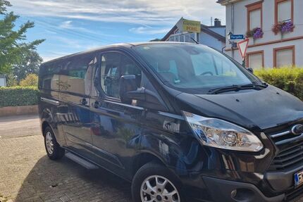 Ford Tourneo Custom 188.000 km 13.900 € Sexau 79350