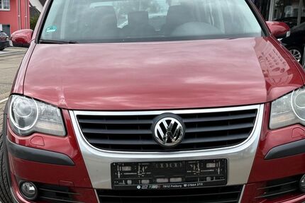 VW Touran 189.000 km 4.999 € Ringsheim 77975