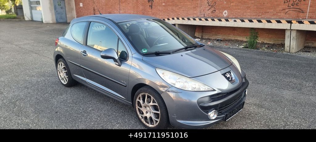 Peugeot 207 140.000 km 1.990 € Herbolzheim 79336