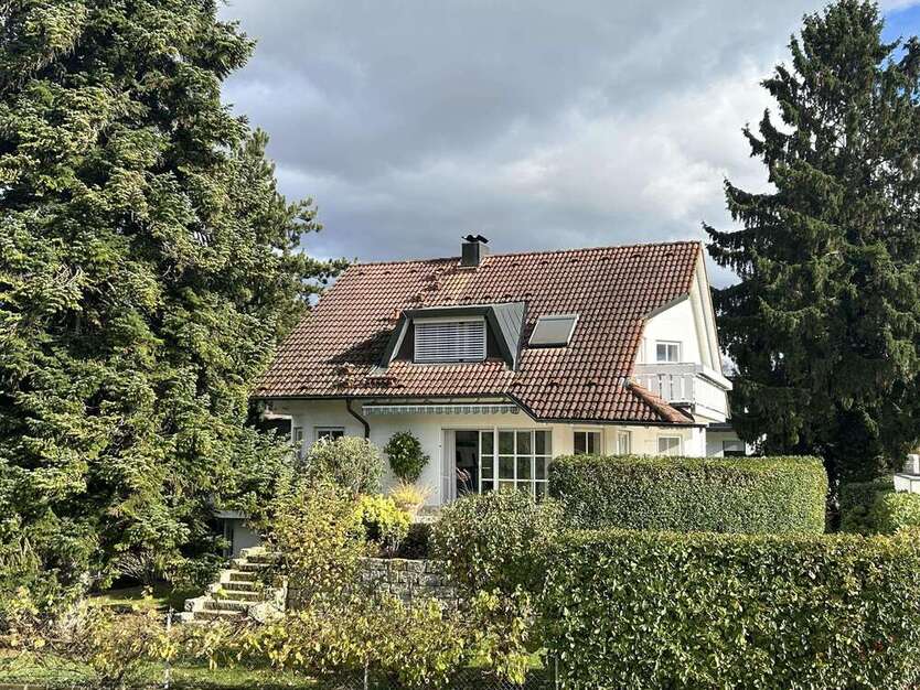 Haus zum Kaufen in Freiburg 990.000 € 201 m² 5 zimmer