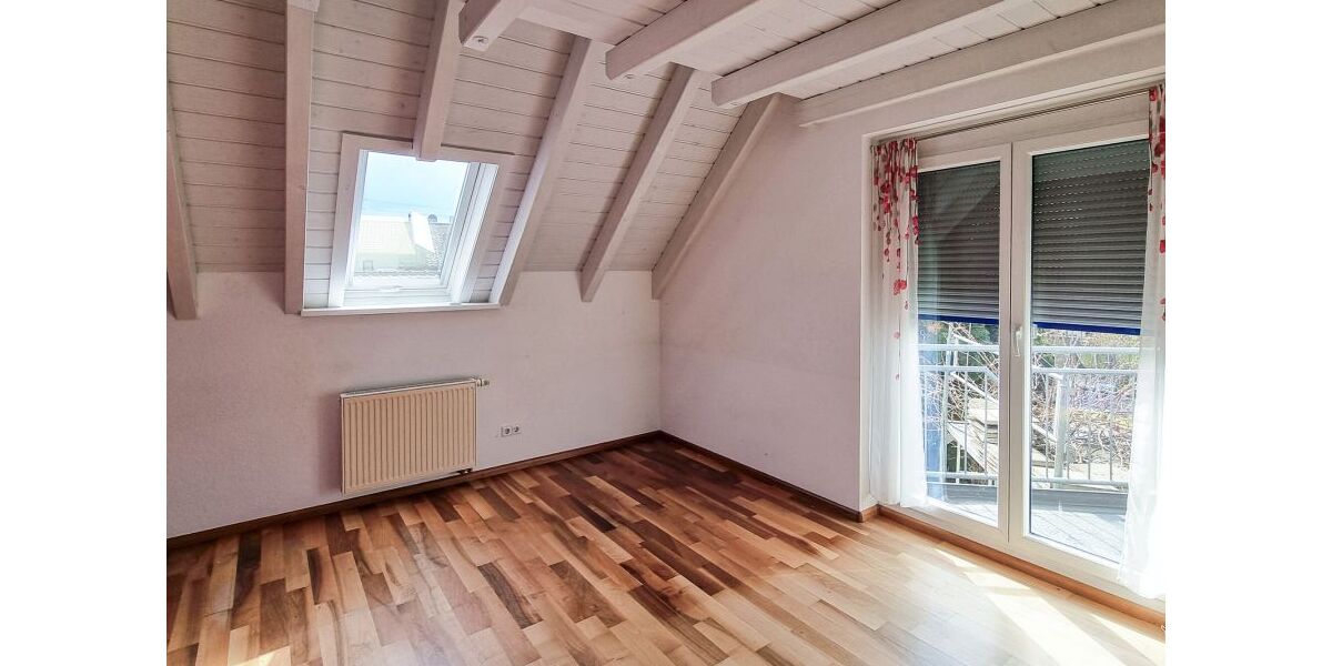 Provisionsfrei* Modernes Einfamilienhaus mit hochwertigem Anbau, Doppelgarage und Pool in Buggingen - Einfamilienhaus Buggingen Buggingen (Kernort) | Angebot:25967813