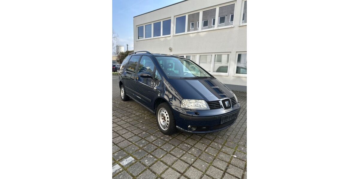 Seat Alhambra 191.500 km 4.290 &euro; Freiburg 79115