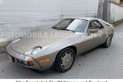 Porsche 928