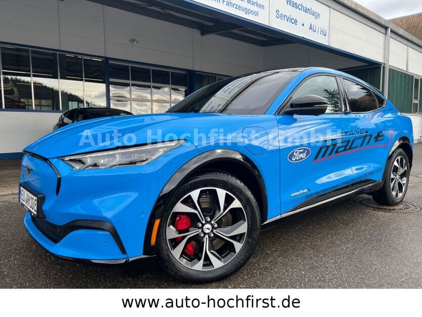 Ford Mustang Mach-E 18.000 km 45.900 € Titisee Neustadt 79822