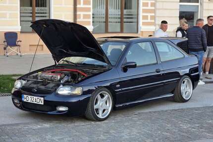 Ford Escort 83.000 km 11.000 &euro; Furtwangen 78120