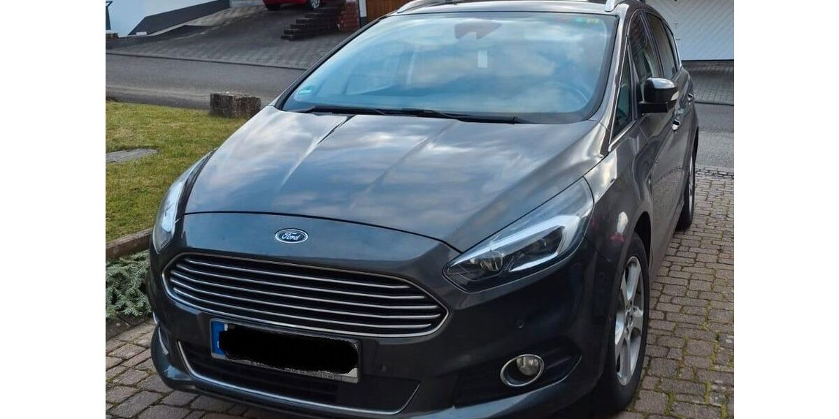 Ford S-Max 86.000 km 13.800 &euro; Winden 79297