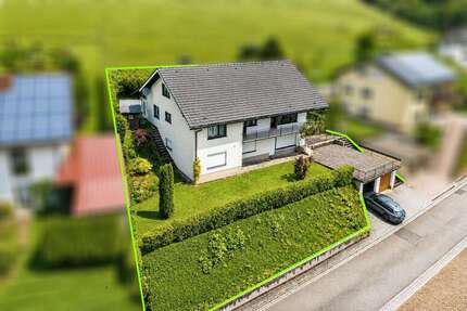 Haus Gütenbach - 8 Zimmer, 230 m&sup2;, 425.000&euro; | Angebot:27469949