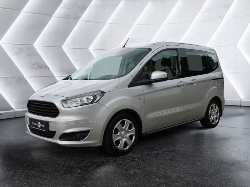Ford Tourneo Courier 113.800 km 8.900 € Waldkirch 79183