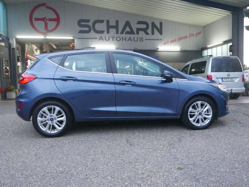 Ford Fiesta 25.000 km 18.900 € Eichstetten 79356