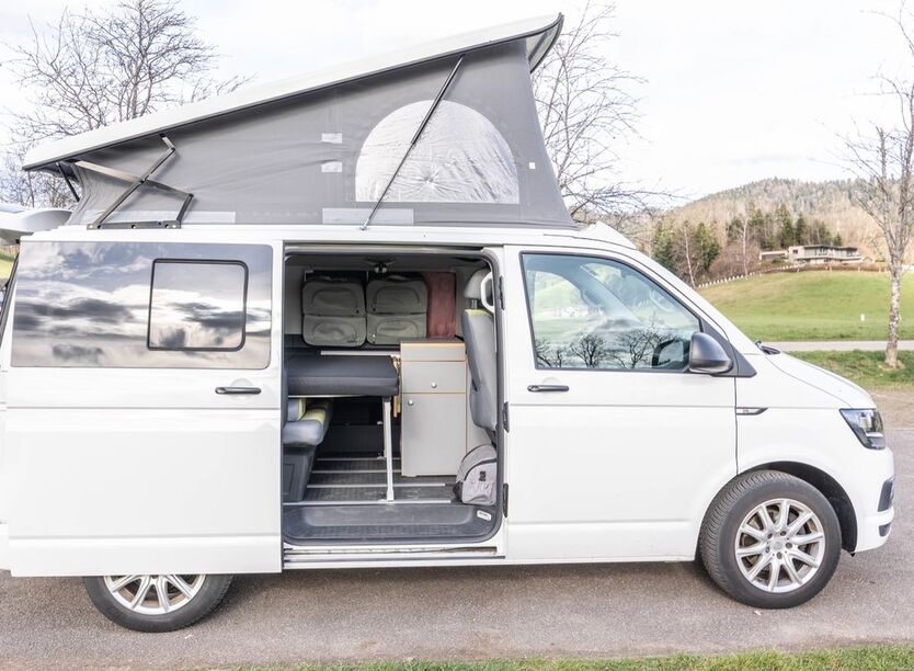 VW T6 Multivan 90.800 km 41.000 € Stegen 79252