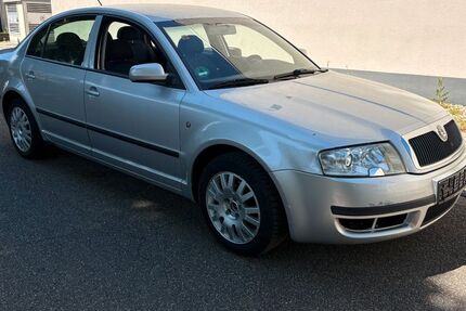 Skoda Superb 162.684 km 2.650 &euro; Breisach am Rhein 79206
