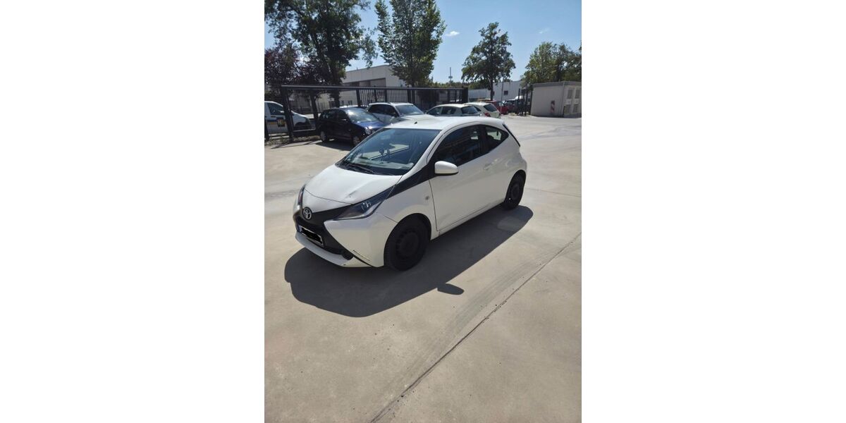 Toyota Aygo (X) 123.364 km 4.700 &euro; march 79232