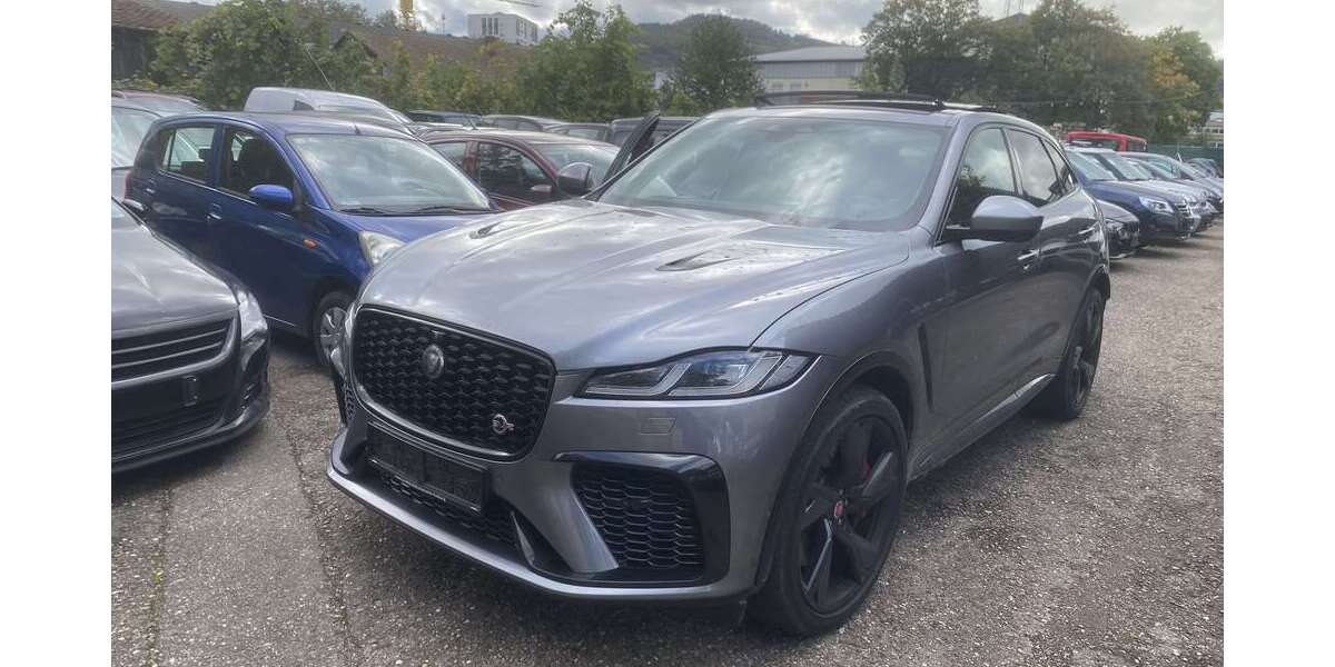 Jaguar F-Pace 43.000 km 72.500 &euro; Freiburg 79115