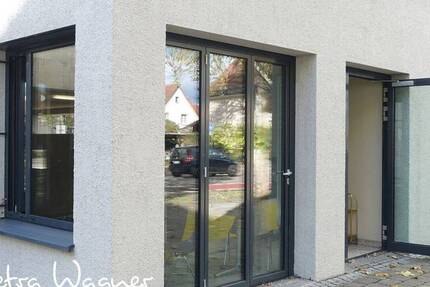 Klein, fein, sichtbar: tolle, moderne Laden-Gewerbefläche, praktisch mit Kfz-Außenstellplatz 1 zimmer