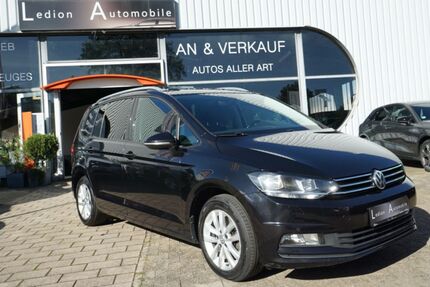 VW Touran 175.800 km 18.300 € Gundelfingen /Freiburg 79194