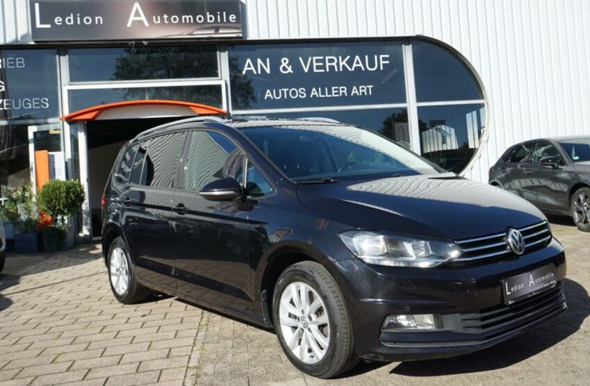 VW Touran 175.800 km 18.300 € Gundelfingen /Freiburg 79194
