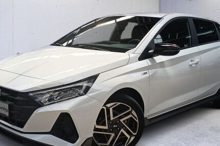 Hyundai i20 15.400 km 20.990 &euro; Freiburg im Breisgau 79108