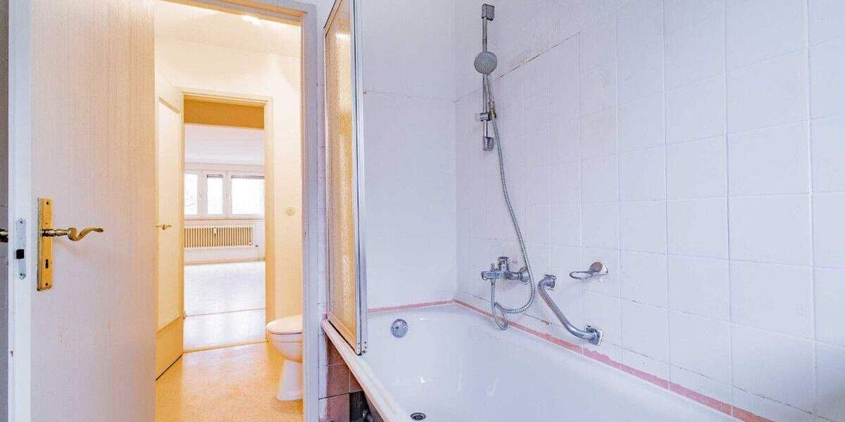 Etagenwohnung Freiburg im Breisgau Landwasser - 3 Zimmer, 76 m&sup2;, 187.000&euro; | Angebot:25730104