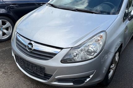 Opel Corsa 225.000 km 1.000 € Freiburg 79108