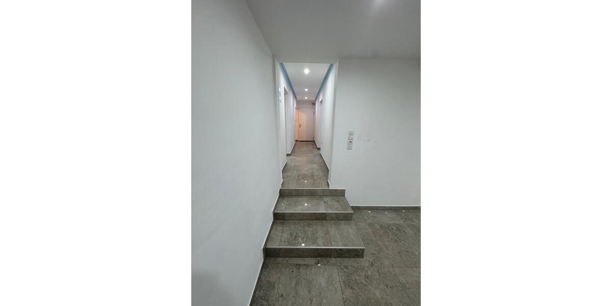 Etagenwohnung Eschbach - 6 Zimmer, 154 m&sup2;, 350.000&euro; | Angebot:25895206