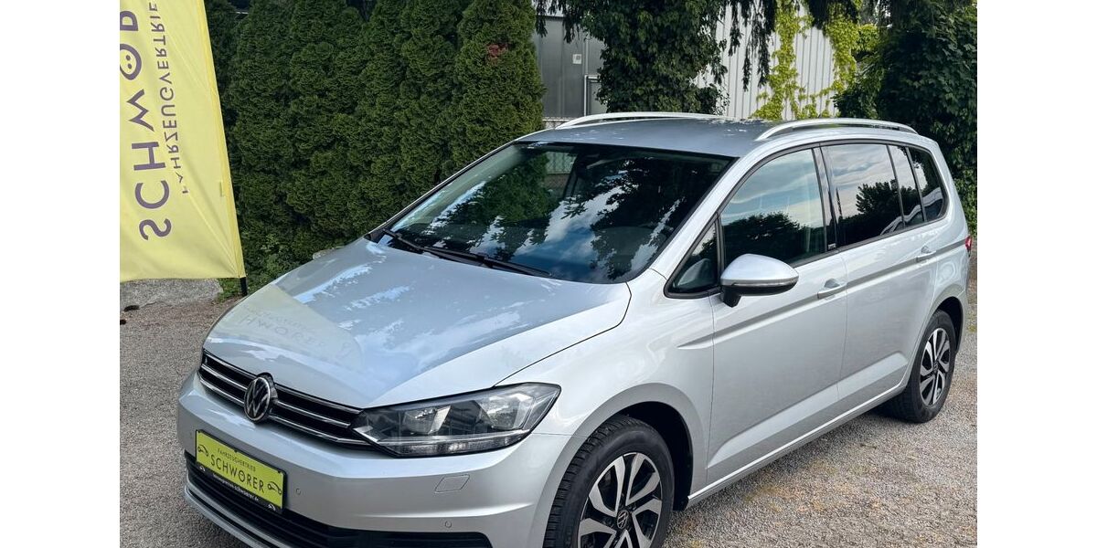VW Touran 94.100 km 22.450 &euro; Emmendingen 79312