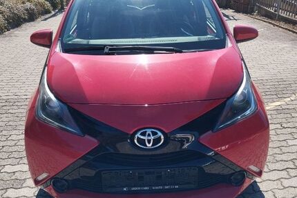 Toyota Aygo (X) 62.500 km 7.600 &euro; Lenzkirch 79853