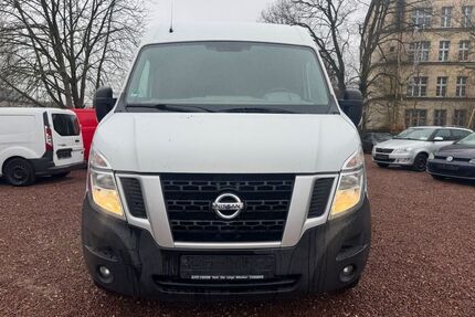 Nissan NV400