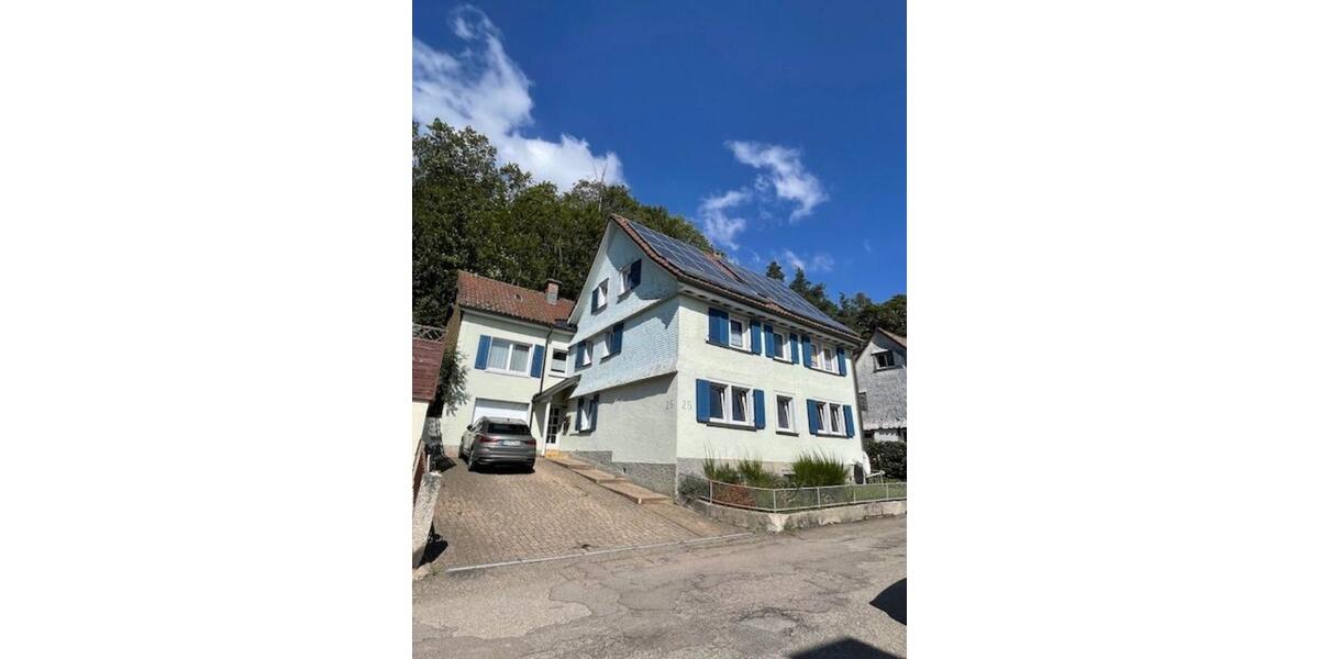 Mehrfamilienhaus, Wohnhaus Lenzkirch - 8 Zimmer, 391 m&sup2;, 390.000&euro; | Angebot:24396655