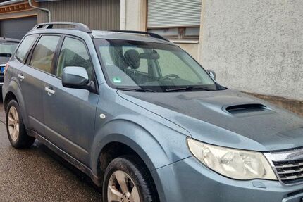 Subaru Forester 231.000 km 1.750 € Freiburg 79108