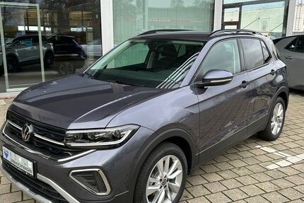 VW T-Cross 1.510 km 27.880 &euro; Müllheim 79379
