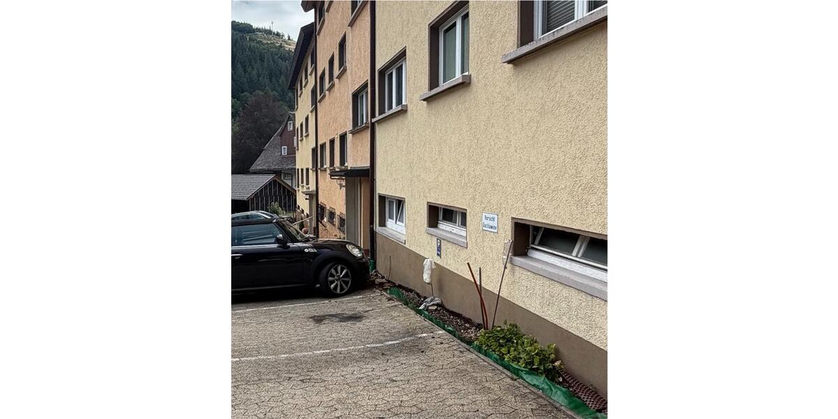 Etagenwohnung Todtnau - 3 Zimmer, 68 m&sup2;, 135.000&euro; | Angebot:27119915