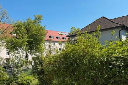 Wohnung Freiburg im Breisgau Herdern - 1 Zimmer, 90 m&sup2;, 650&euro; | Angebot:26212029