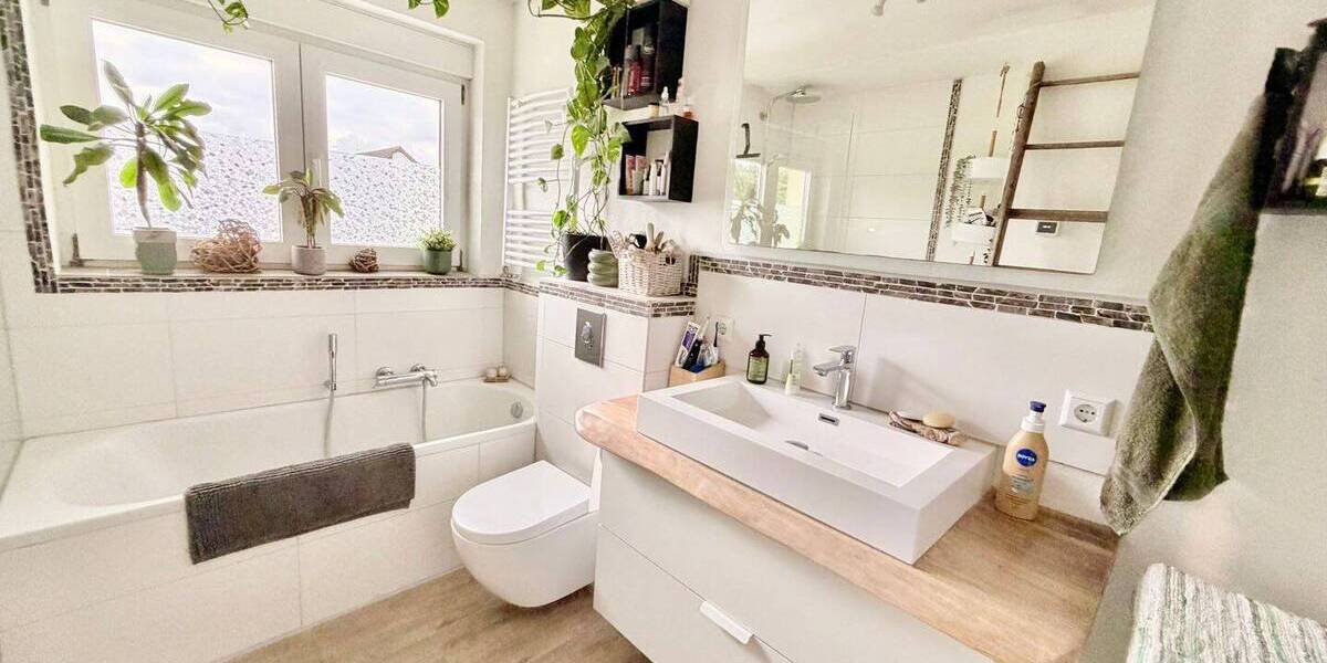 Etagenwohnung Riegel am Kaiserstuhl - 3 Zimmer, 79 m&sup2;, 305.000&euro; | Angebot:26585447