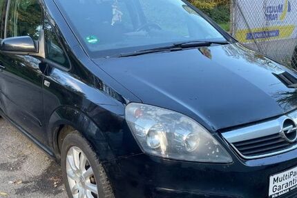 Opel Zafira 228.000 km 1.850 € Ehrenkirchen-Kirchhofen 79238