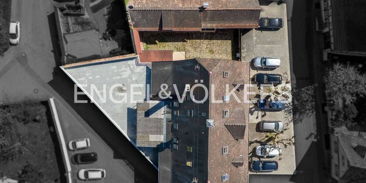 Mehrfamilienhaus, Wohnhaus Vogtsburg im Kaiserstuhl Oberrotweil - 1 Zimmer, 251 m&sup2;, 1.280.000&euro; | Angebot:26853359