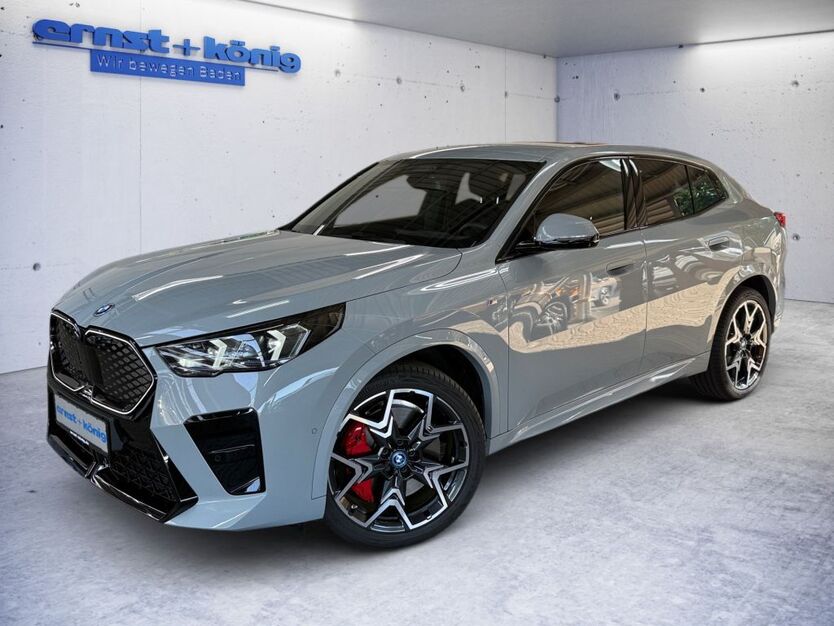 BMW iX2 2.900 km 42.990 € Freiburg im Breisgau 79108