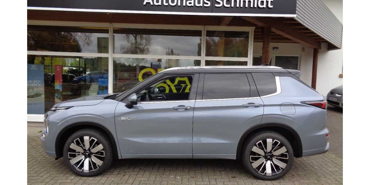 Mitsubishi Outlander 2.000 km 54.900 &euro; Bernau 79872