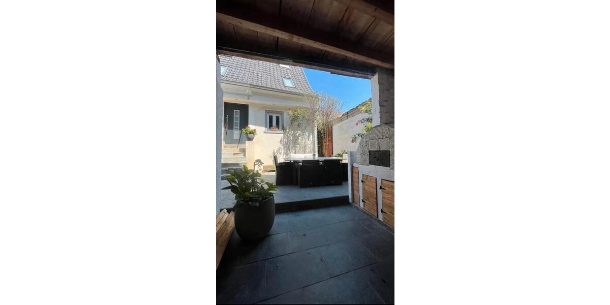 Einfamilienhaus Ehrenkirchen - 6 Zimmer, 105 m&sup2;, 495.000&euro; | Angebot:26221640