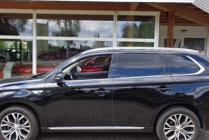 Mitsubishi Plug-in Hybrid Outlander 171.475 km 13.500 &euro; Bernau 79872