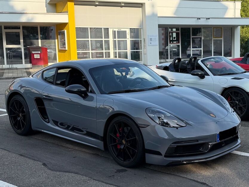 Porsche Cayman 12.400 km 91.000 € Bad Krozingen 79189