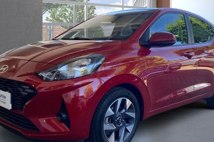 Hyundai i10 3.380 km 15.980 &euro; Freiburg 79111