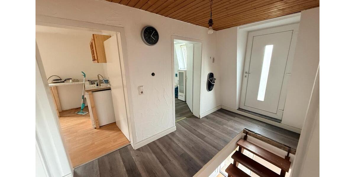 Einfamilienhaus Furtwangen im Schwarzwald - 5 Zimmer, 190 m&sup2;, 400.000&euro; | Angebot:26286295